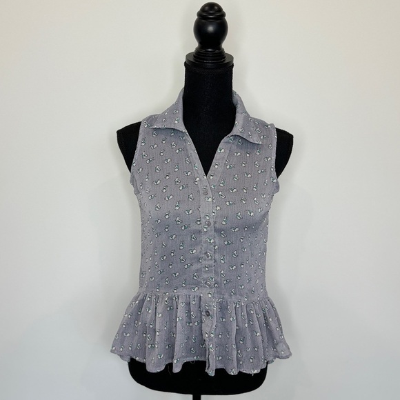 Mossimo Sheer Sleeveless Bunny Print Blouse (XS) - Picture 2 of 8